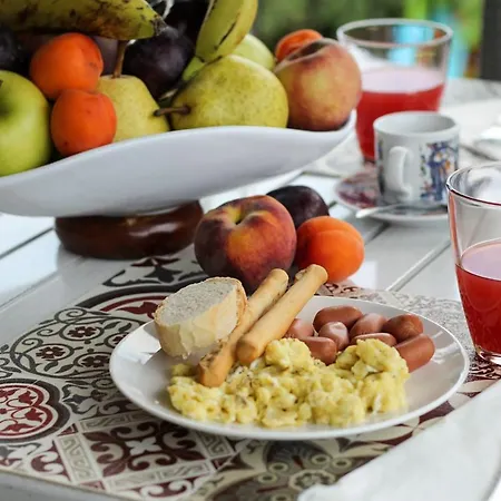 Maison N&m Nocleg ze śniadaniem 3*