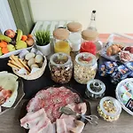 Maison N&m فندق مبيت وإفطار ديسينسانو ديل غاردا